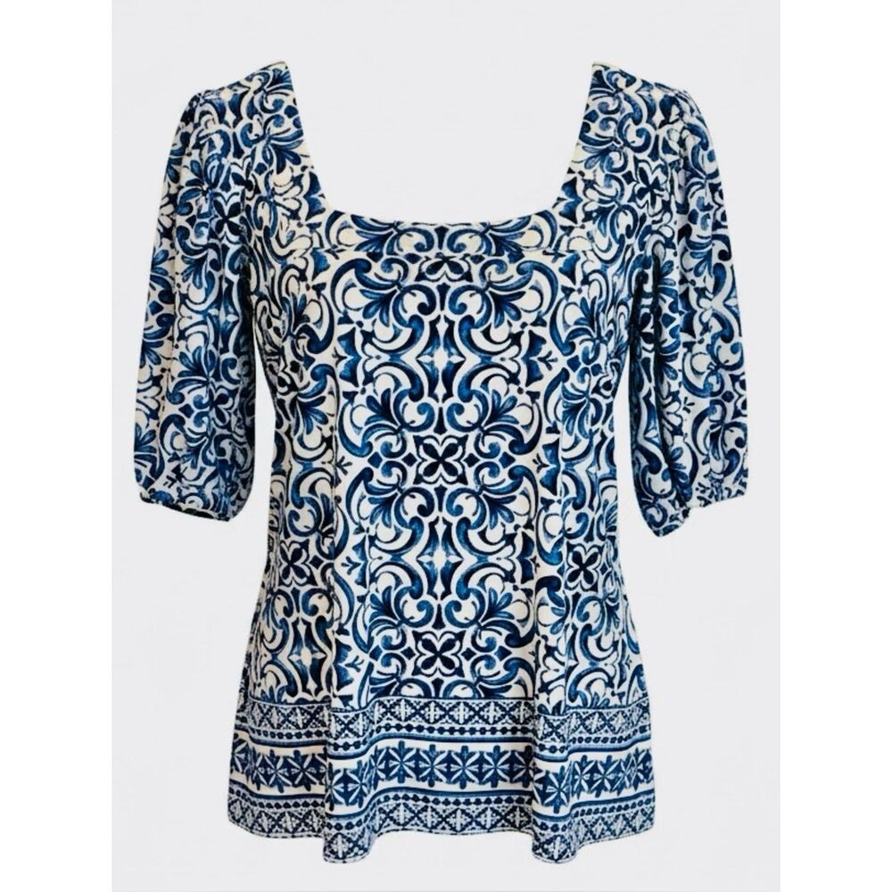 CeCe Navy and White Floral Blouse with puff sleeve.